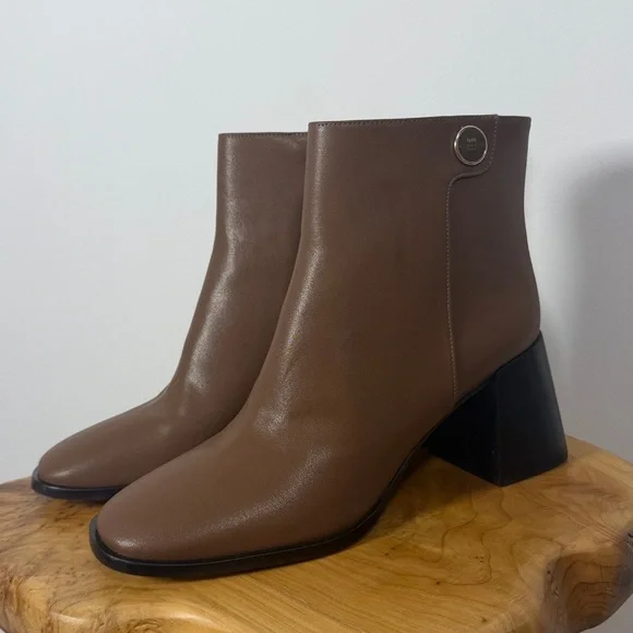 NWT Coach Brown Shana Booties - Picture 2 of 12